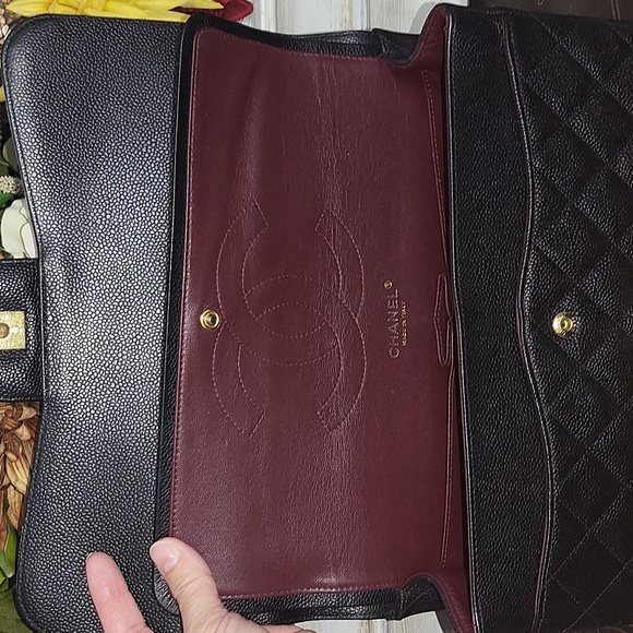 Chanel Jumbo Flap - Picture 10 of 15